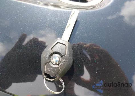 2006 BMW X5 4.8Is z USA, uszkodzony, nr VIN 5UXFA93596LE84469